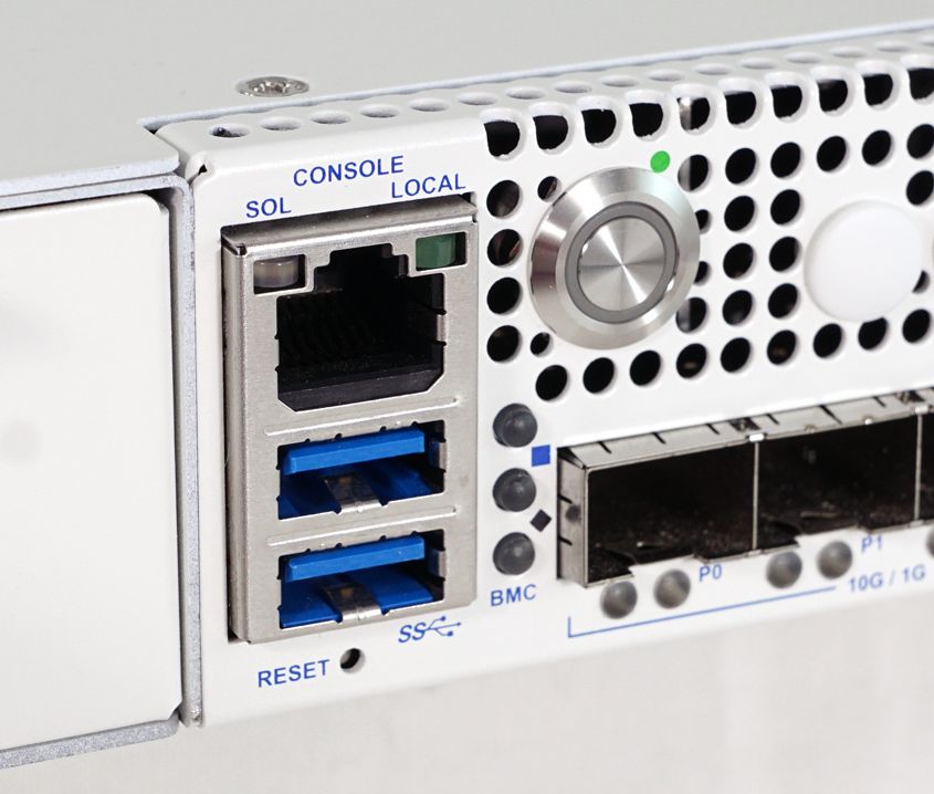 netgate-8300-front-led-closeup